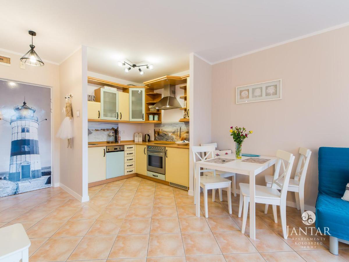 Port Kolobrzeg Str Towarowa By Jantar Apartamenty Kolobrzeg Bagian luar foto