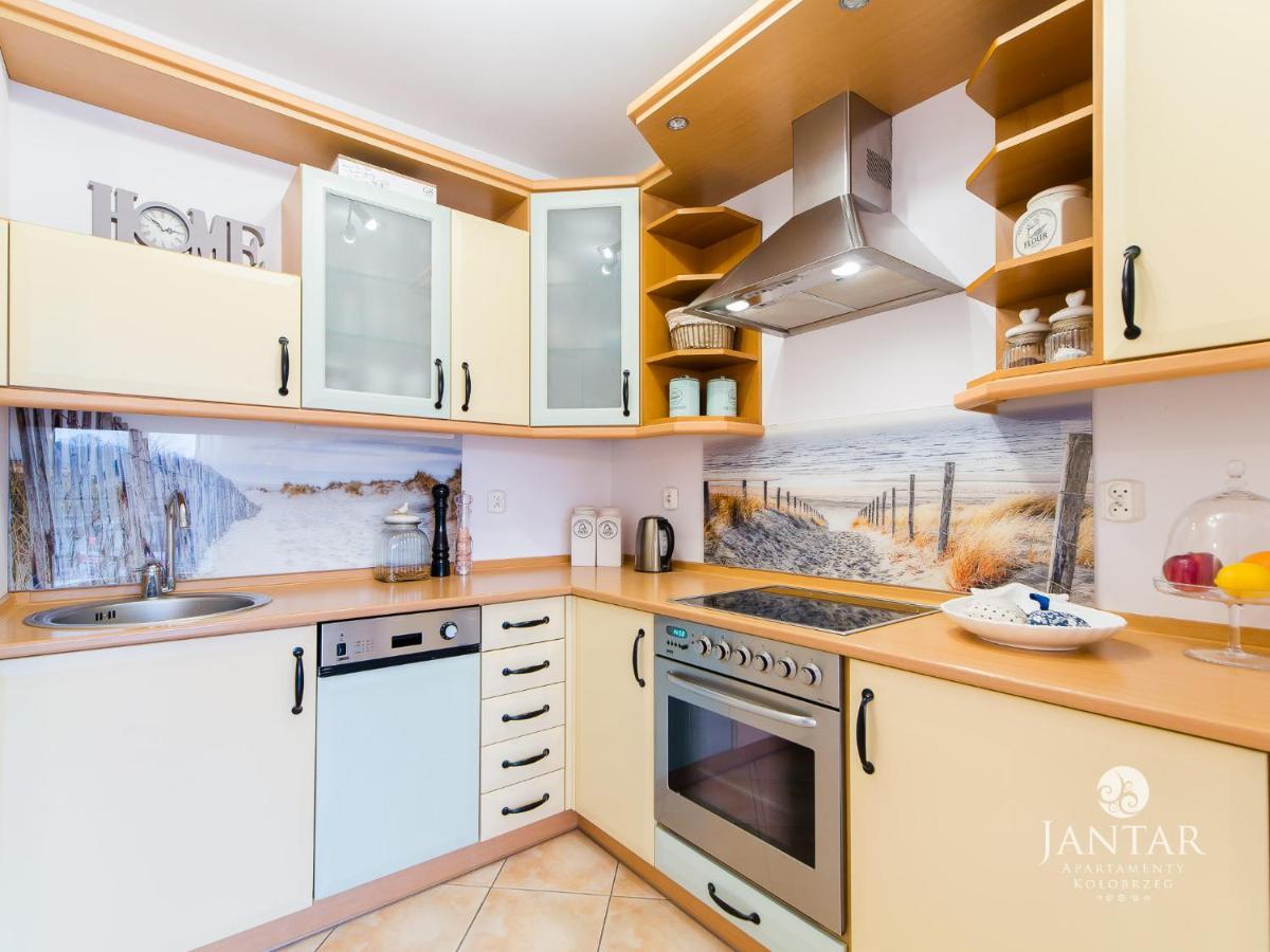 Port Kolobrzeg Str Towarowa By Jantar Apartamenty Kolobrzeg Bagian luar foto